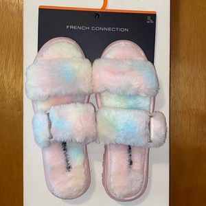 🧁 NWT French Connection Faux Fur Slippers